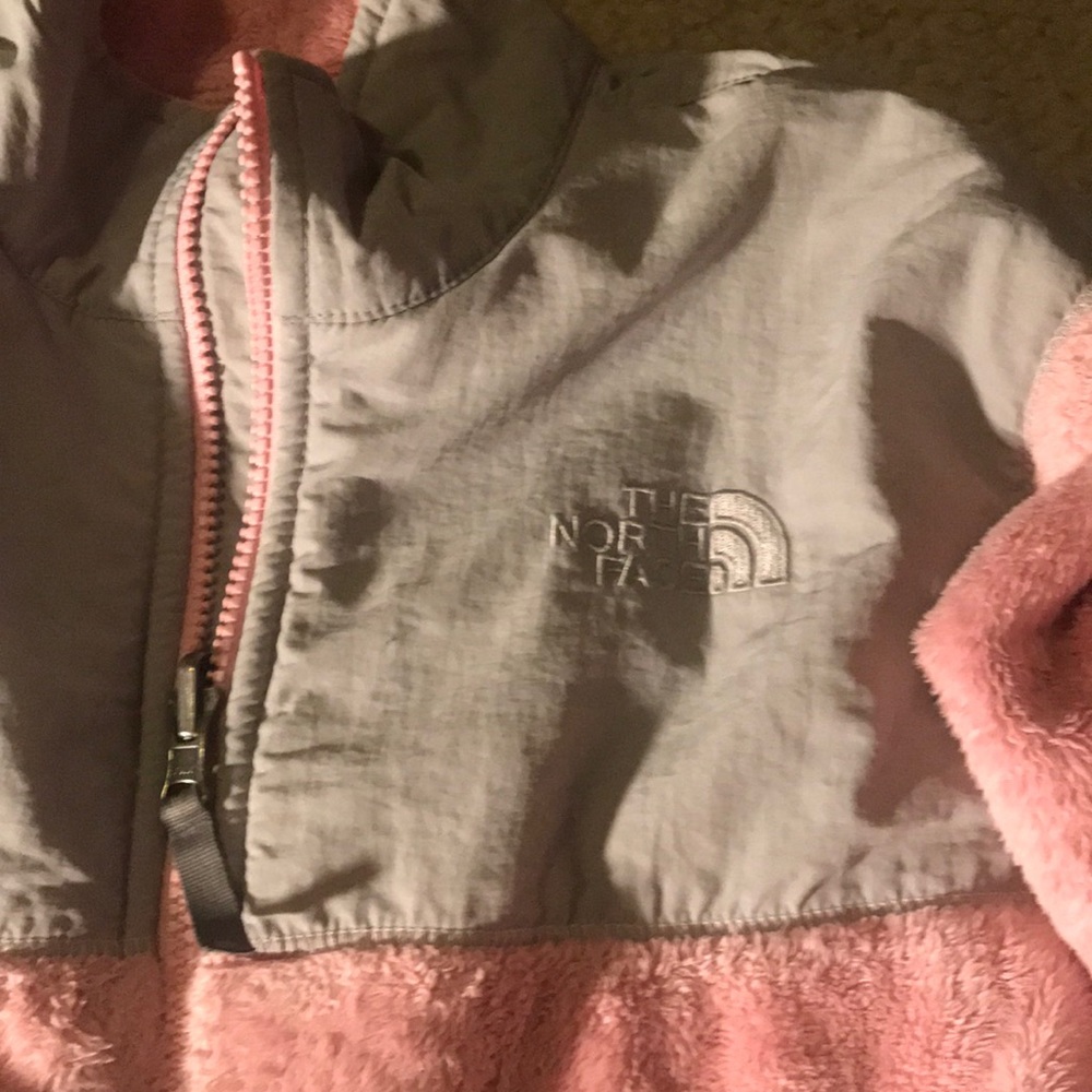 North face jacket - Picture 2 of 3